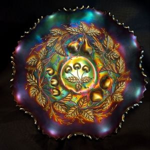Carnival glass bowl